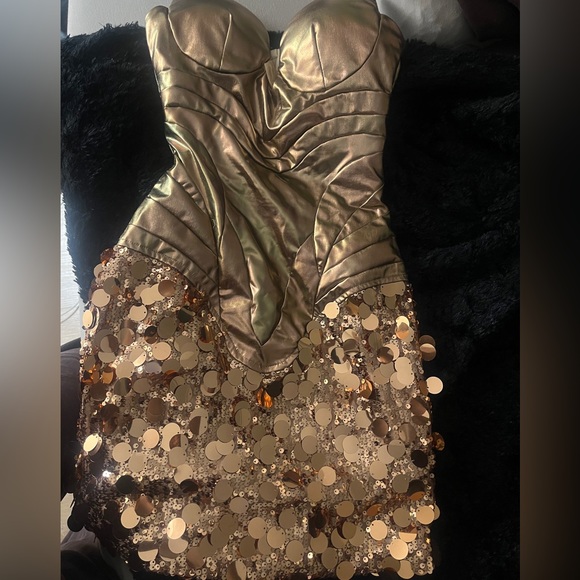 Algist “Tee” bronze mini dress - Picture 2 of 3